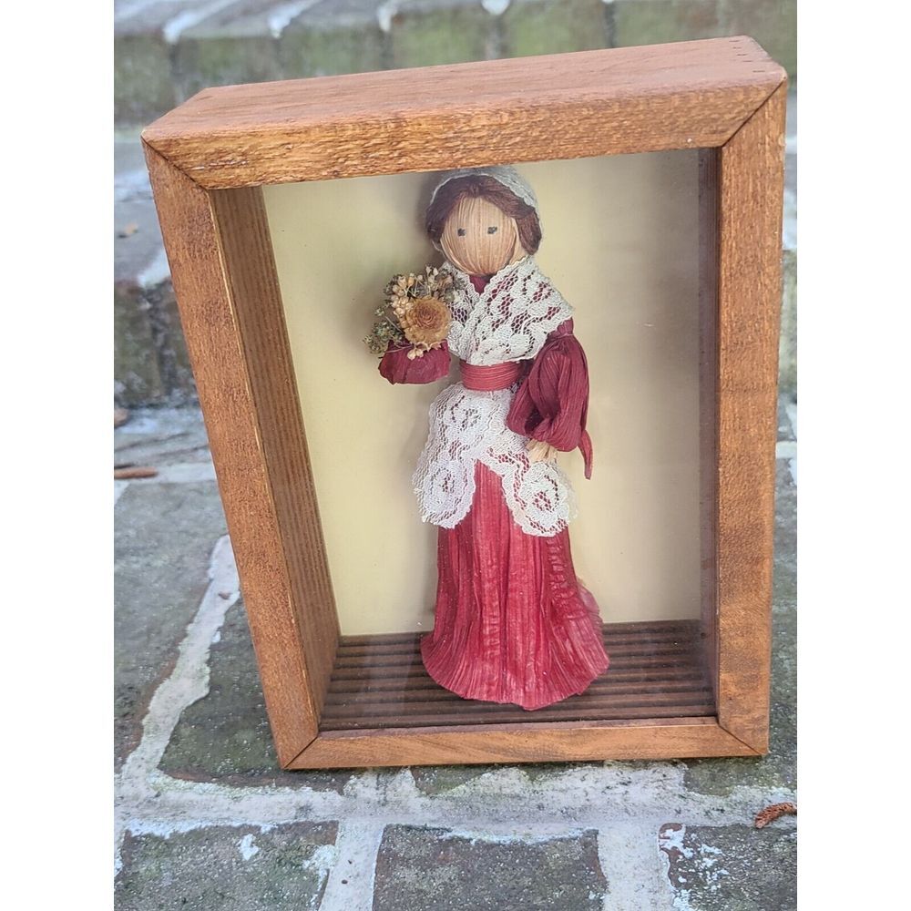 VTG Corn Husk Doll Shadowbox Frame 6" Americana Primitive Folk Art COTTAGE CHIC